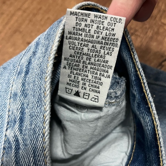 Twelve By OnTwelfth Distressed Boyfriend Jeans Size 26 - Picture 7 of 10